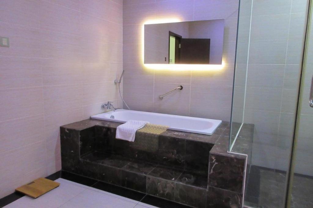 Hotel Aifa Labuan Zewnętrze zdjęcie