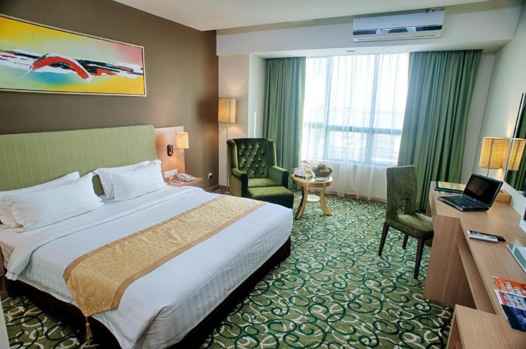 Hotel Aifa Labuan Zewnętrze zdjęcie